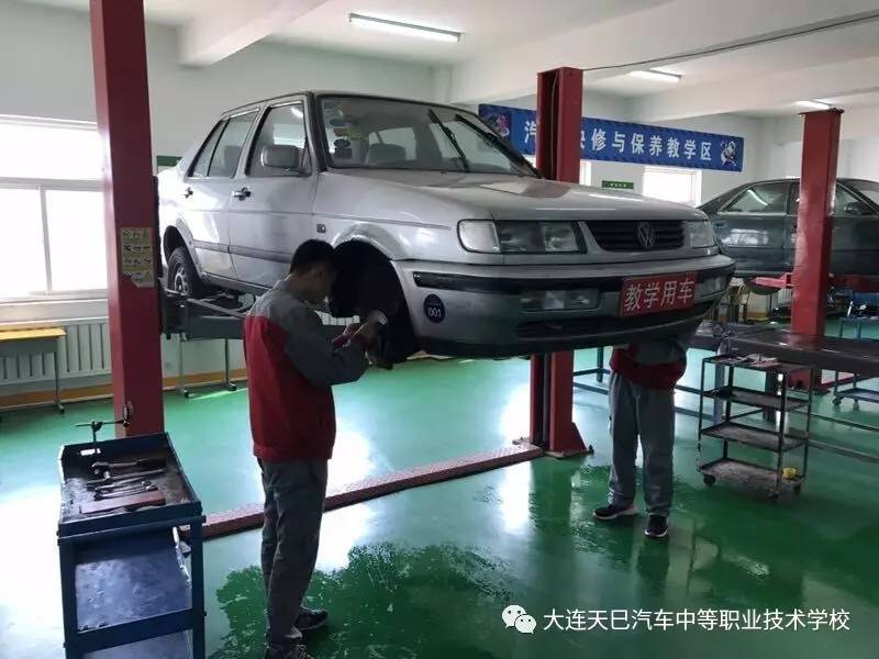 汽车修理工实操知识初级题库:汽车修理工实操知识初级